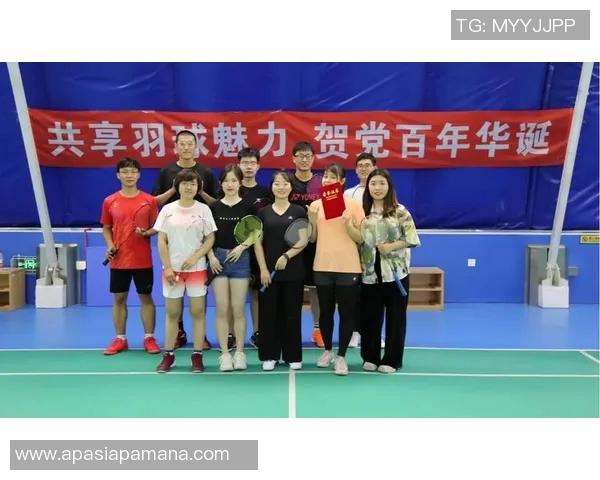 武汉羽毛球队战术分析与表现评估大满贯赛季回顾